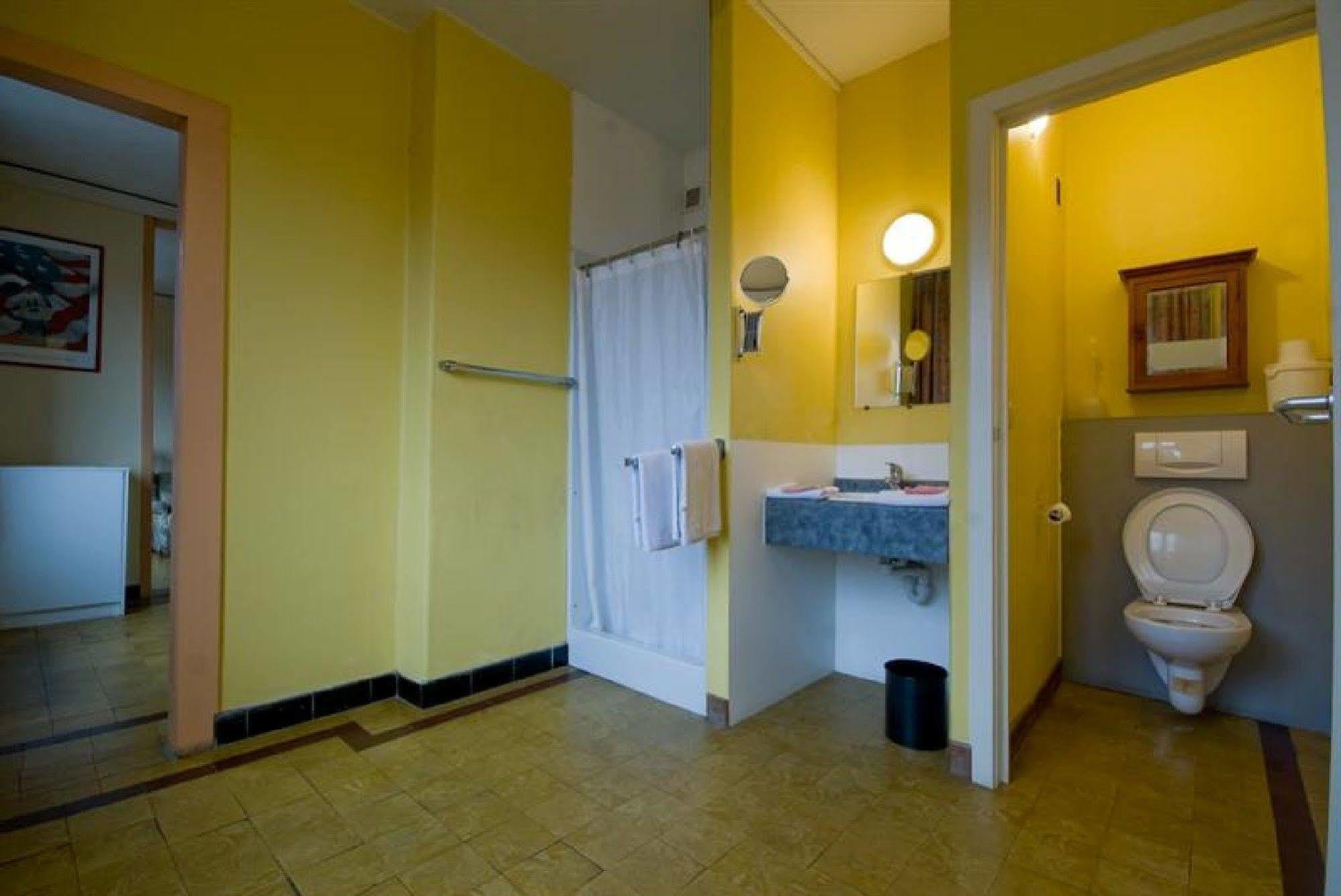 De Bonte Os Hotel & Tower Руселаре Экстерьер фото